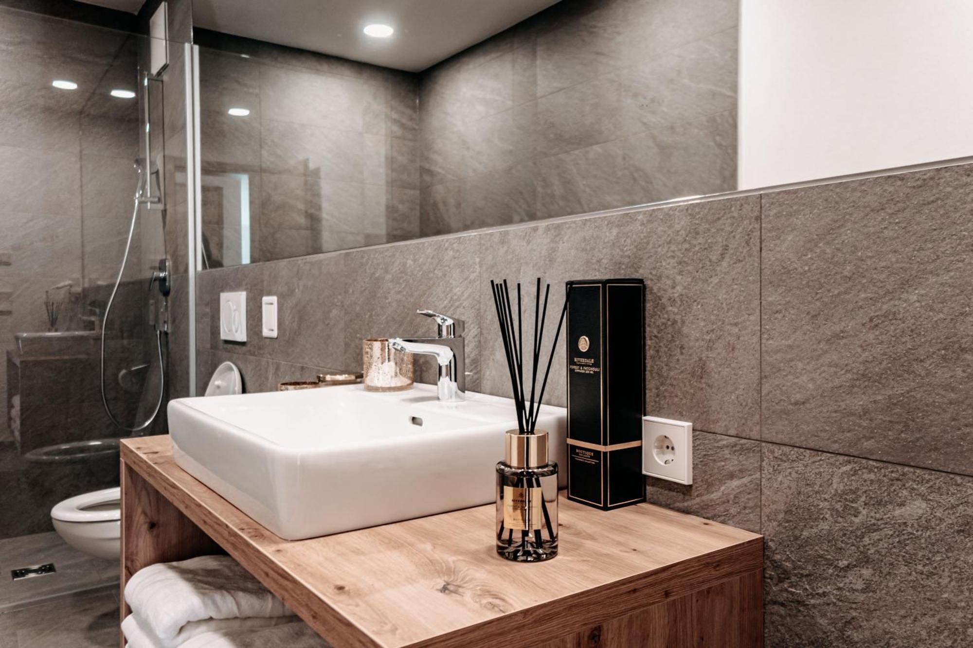 Tanners Chalet Apartments Альтенмаркт-ім-Понгау Екстер'єр фото